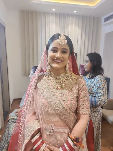 Awesome unisex salon